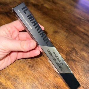 IL MAKIAGE Grooming Brush - Black